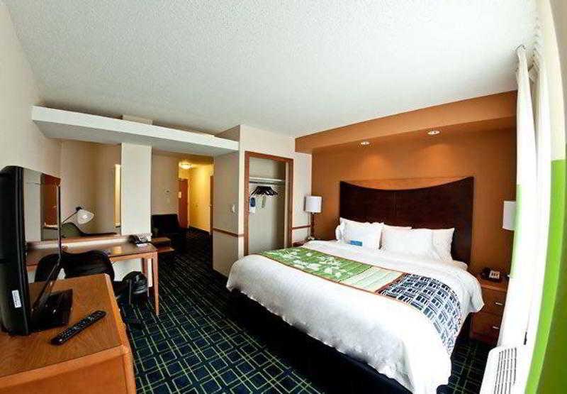 Fairfield Inn And Suites Flint Fenton Dış mekan fotoğraf