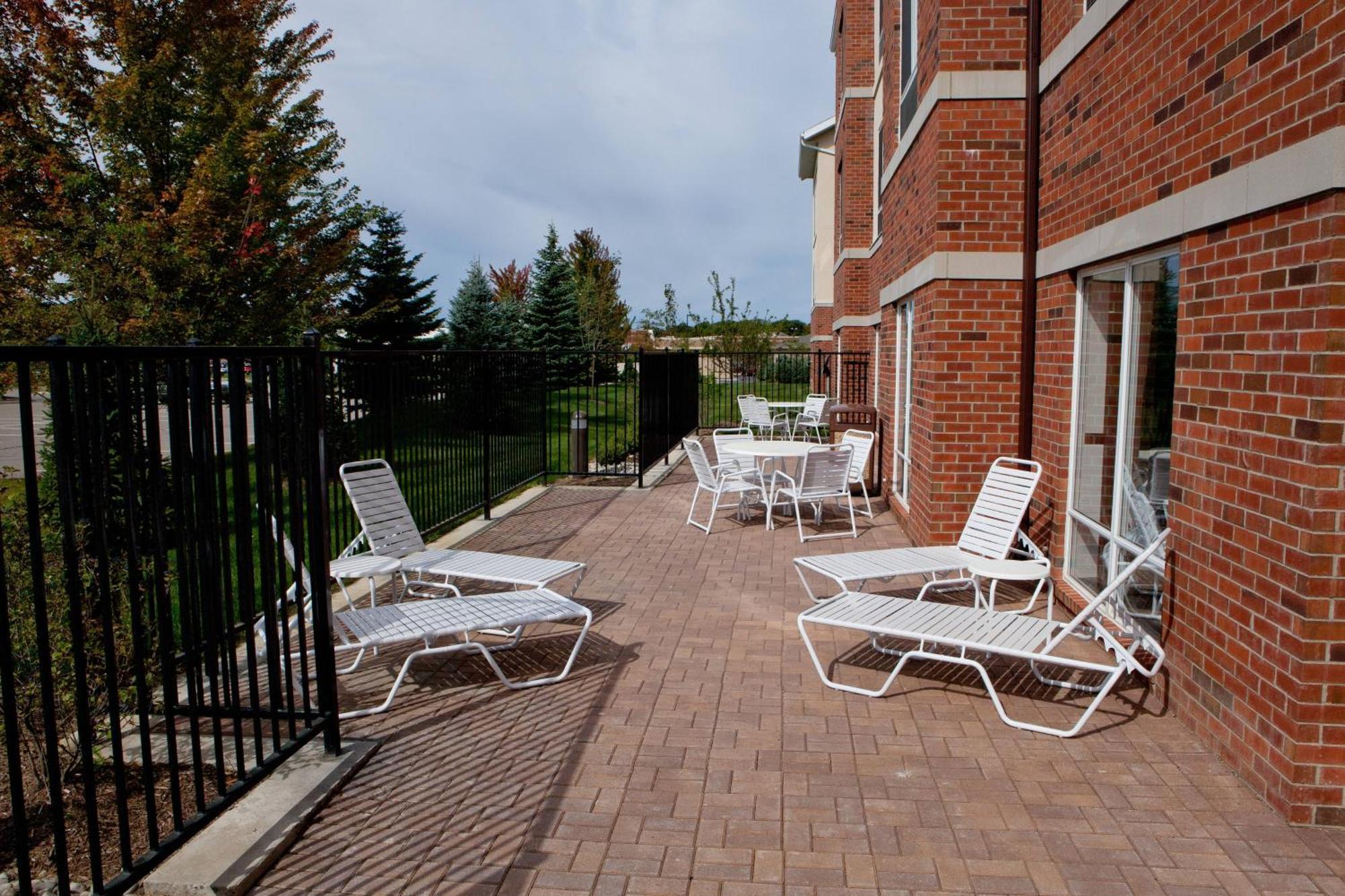 Fairfield Inn And Suites Flint Fenton Dış mekan fotoğraf