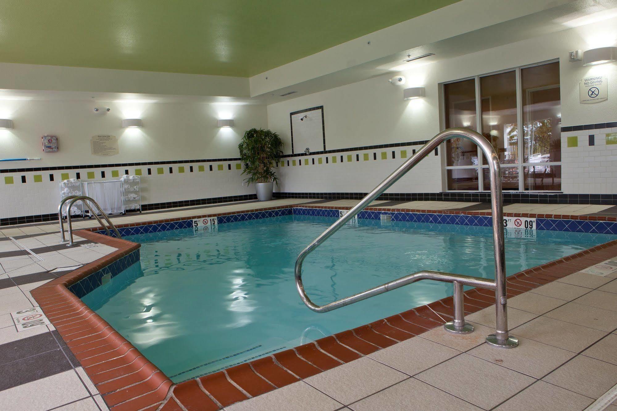 Fairfield Inn And Suites Flint Fenton Dış mekan fotoğraf